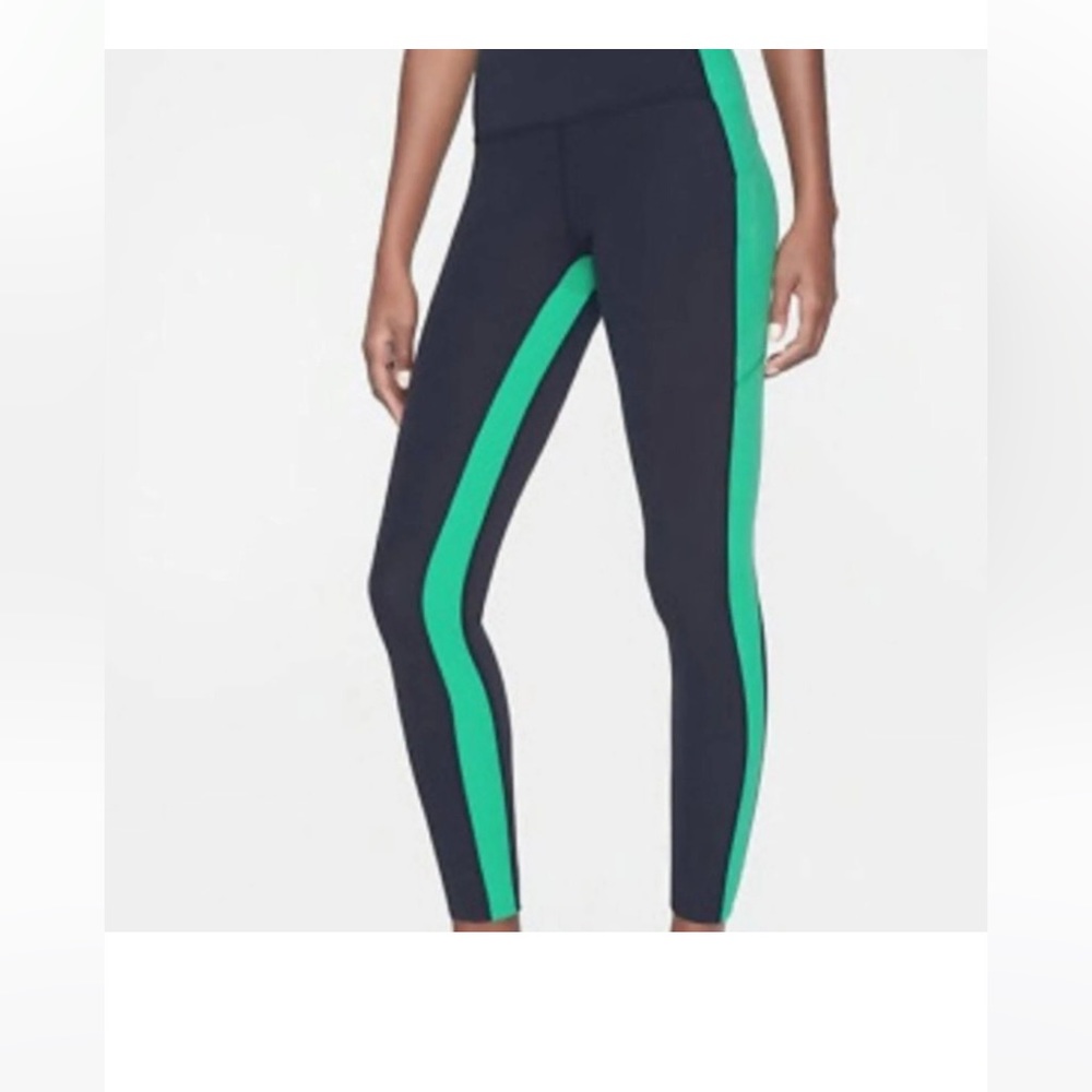 Athleta Yin 7/8 leggings